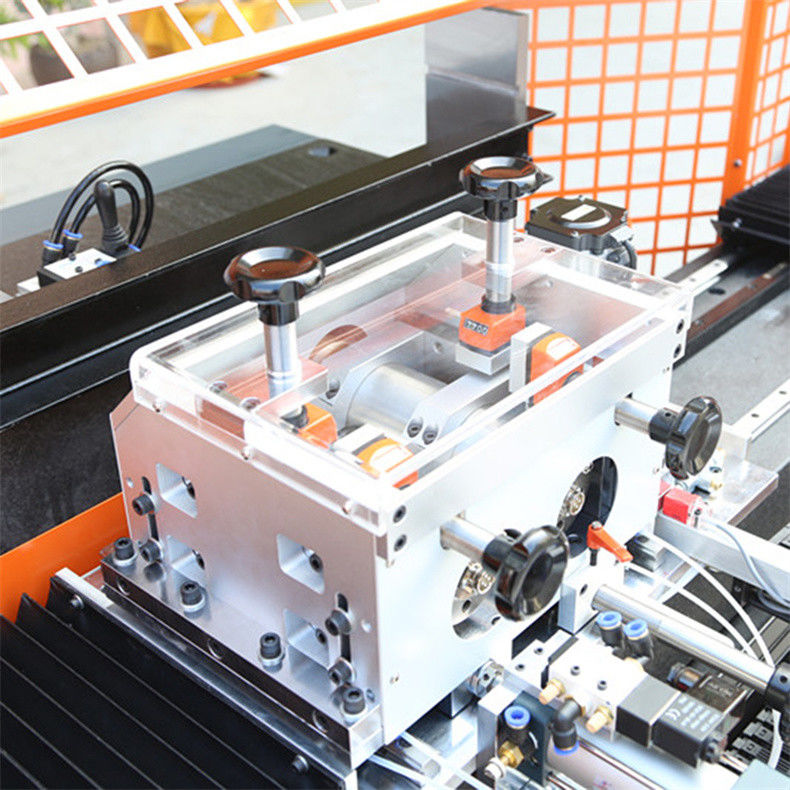 Equipamento de Produção de Defletores Anti-epidemia SD-R70 Máquina de Corte de Ângulo R de Alta Velocidade Máquina Automática de Chanfro de Acrílico PMMA