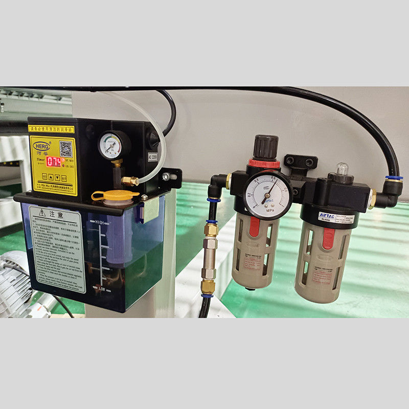 Máquina de corte de design acrílico eficiente, precisão de 3800 mm, comprimento de serração de 11 kW, motor de serração de cabeça