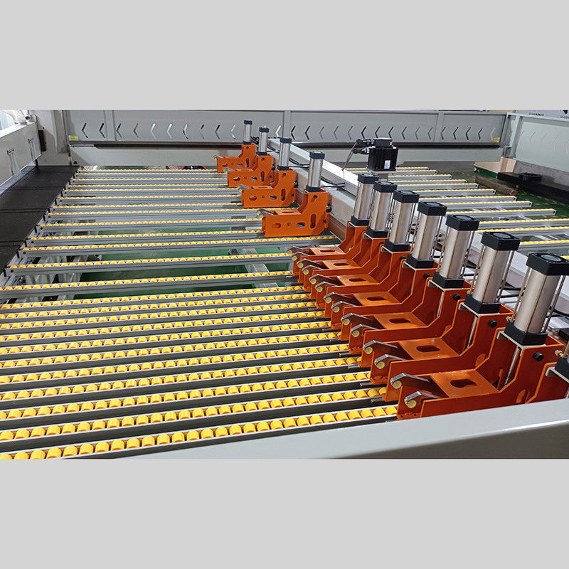 Máquina de corte de design acrílico eficiente, precisão de 3800 mm, comprimento de serração de 11 kW, motor de serração de cabeça