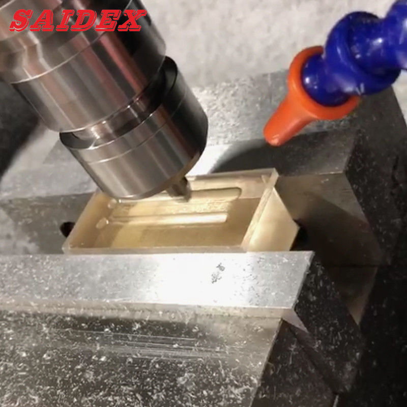 Máquina de polir diamantes acrílicos de forma especial SD650 Máquina de gravura de alta velocidade CNC Peças de hardware de ranhuras internas