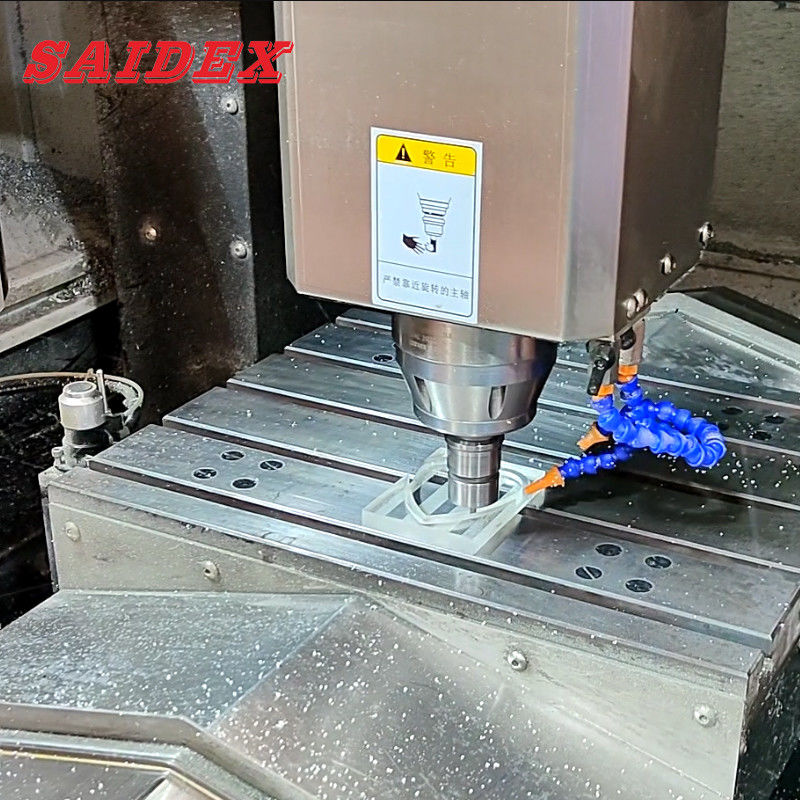 Máquina de polir diamantes acrílicos de forma especial SD650 Máquina de gravura de alta velocidade CNC Peças de hardware de ranhuras internas