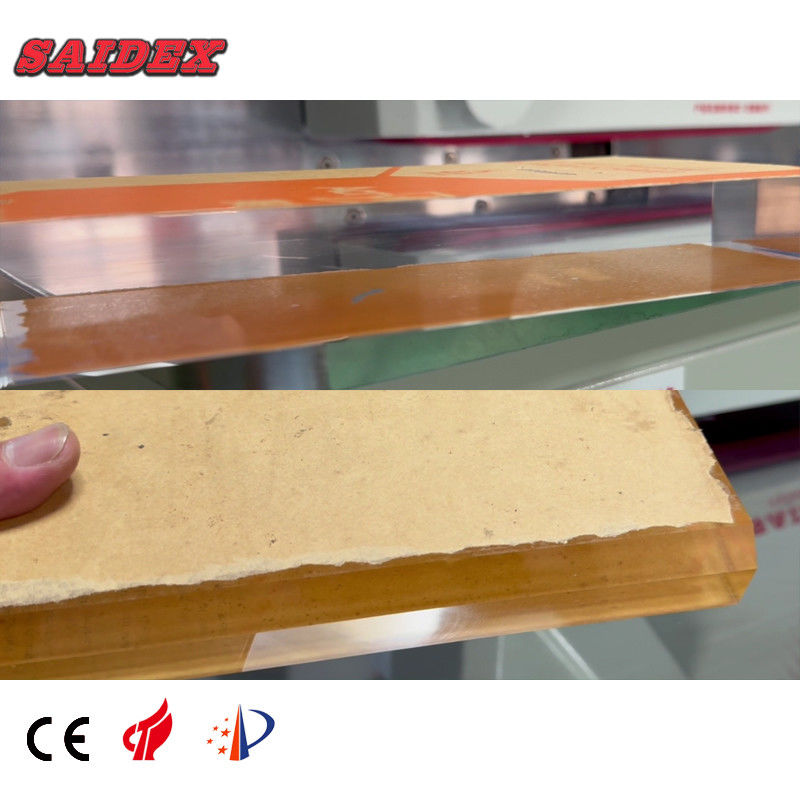 A mini politriz P1080 pode polir espessuras de até 30mm, e o ângulo de polimento é ajustável de 0 a 60 graus.