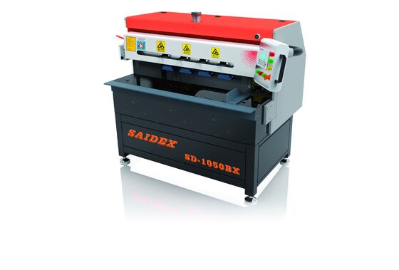 2022 Nova fábrica de Dongguan fornecimento semi-automático 1000mm comprimento de trabalho borda brilhante máquina de polimento de diamantes para acrílico